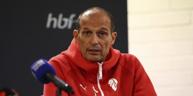 Allegri carica il Milan: “In Italia sarà diverso, dovremo capirlo. Campionato crociera” 1 Allegri carica il Milan: “In Italia sarà diverso, dovremo capirlo. Campionato crociera”