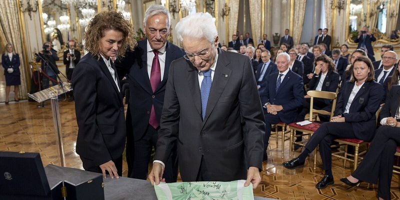 L'orgoglio azzurro all'Europeo: la rivoluzione si fa in 4 milioni più la Girelli 1 L'orgoglio azzurro all'Europeo: la rivoluzione si fa in 4 milioni più la Girelli