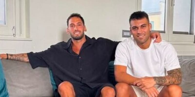 Lautaro e Calhanoglu, pace fatta. E arriva la foto social 2 Lautaro e Calhanoglu, pace fatta. E arriva la foto social