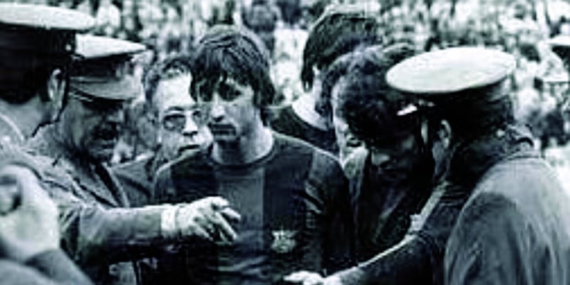 Cruijff contro il regime di Franco, quell'espulsione iconica a Malaga 2 Cruijff contro il regime di Franco, quell'espulsione iconica a Malaga