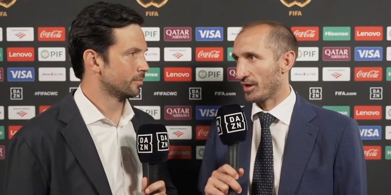 Chiellini duro su Osimhen: "Dovete riempire pagine e vendere notizie". Su Vlahovic... 1 Chiellini duro su Osimhen: "Dovete riempire pagine e vendere notizie". Su Vlahovic...