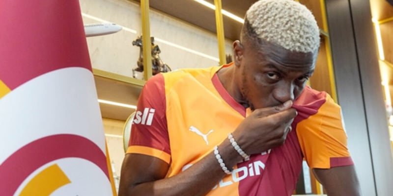 Osimhen-Napoli, la telenovela è finita: ufficiale al Galatasaray, le cifre 1 Osimhen-Napoli, la telenovela è finita: ufficiale al Galatasaray, le cifre