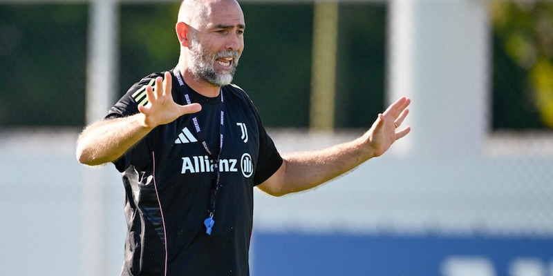 Motta cacciava la gente, Tudor tiene la Juve unita: la differenza abissale con l'anno scorso 4 Motta cacciava la gente, Tudor tiene la Juve unita: la differenza abissale con l'anno scorso