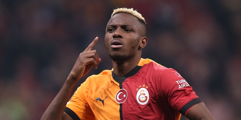 <!--StartFragment -->
Osimhen, scatto Galatasaray: nuova offerta al Napoli. Le parti sempre più vicine
<!--EndFragment --> 1 <!--StartFragment -->
Osimhen, scatto Galatasaray: nuova offerta al Napoli. Le parti sempre più vicine
<!--EndFragment -->
