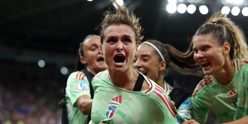 Girelli da 10, la Juve d'Italia: doppietta alla Norvegia, siamo in semifinale! 3 Girelli da 10, la Juve d'Italia: doppietta alla Norvegia, siamo in semifinale!