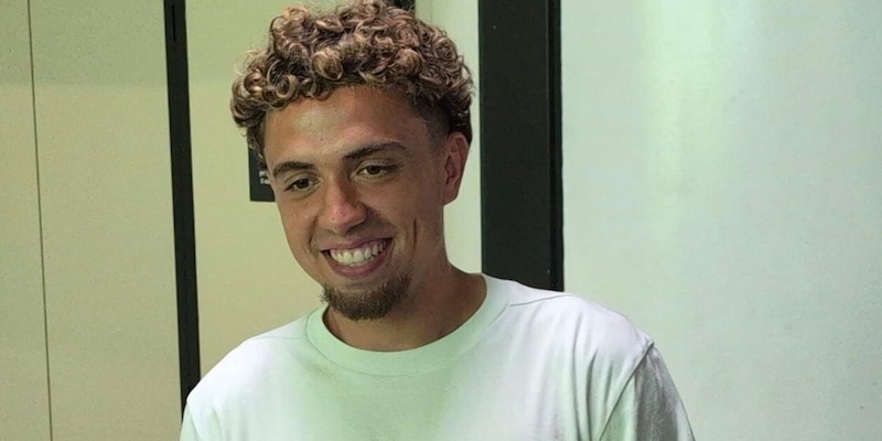Roma ecco El Aynaoui: il centrocampista è atterrato a Fiumicino, visite mediche e poi la firma 2 Roma ecco El Aynaoui: il centrocampista è atterrato a Fiumicino, visite mediche e poi la firma