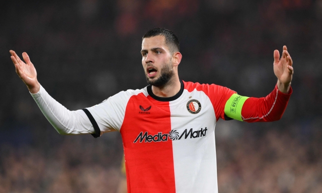 Inter, chi arriva in difesa? Su Leoni c'è anche il Liverpool, avanza De Winter, spunta Hancko 2 Inter, chi arriva in difesa? Su Leoni c'è anche il Liverpool, avanza De Winter, spunta Hancko