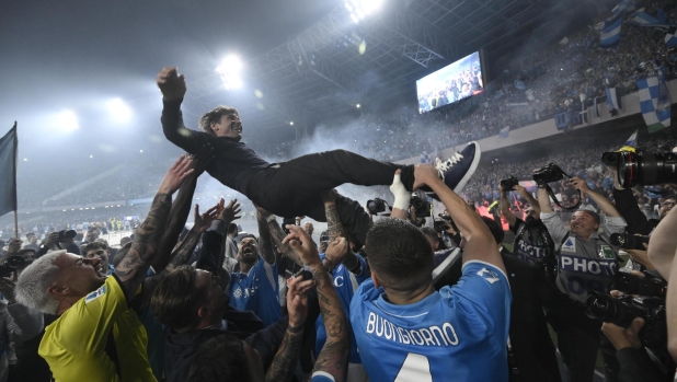 Sacchi: "Napoli, adesso Conte vuole fare l’europeo" 1 Sacchi: "Napoli, adesso Conte vuole fare l’europeo"