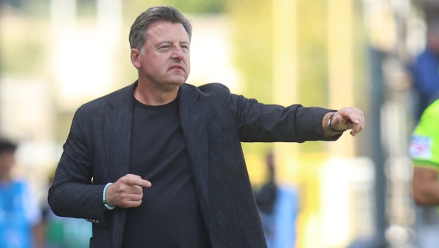 Runjaic lancia Davis: "Sarà una sorpresa per la serie A". Il caso Sanchez 4 Runjaic lancia Davis: "Sarà una sorpresa per la serie A". Il caso Sanchez