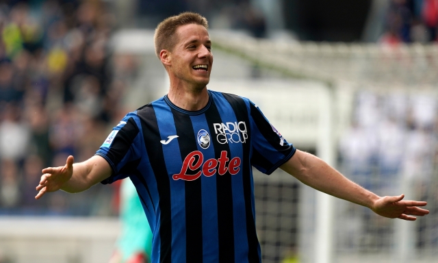 Atalanta, garanzia Pasalic: altri tre anni per il fedelissimo. Sarà una chiave nell'attacco di Juric 1 Atalanta, garanzia Pasalic: altri tre anni per il fedelissimo. Sarà una chiave nell'attacco di Juric
