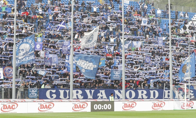 Rifondazione Brescia dopo il fallimento: ok all'accordo con la Feralpi. Cellino annuncia battaglia 1 Rifondazione Brescia dopo il fallimento: ok all'accordo con la Feralpi. Cellino annuncia battaglia