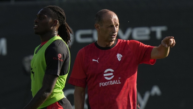 Milan, senti Giaccherini: "Allegri è l'ultima chance per Leao per diventare un top" 1 Milan, senti Giaccherini: "Allegri è l'ultima chance per Leao per diventare un top"
