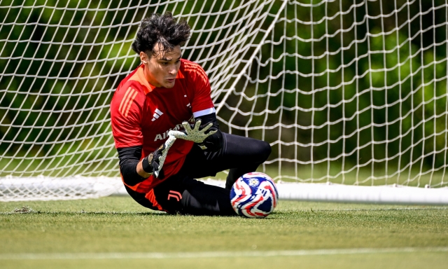 Garofani, portiere e cantautore: dopo il Mondiale per club con la Juve esce il suo primo singolo