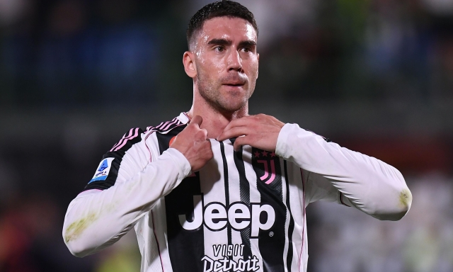 Vlahovic-Juve, la resa dei conti: le 4 ipotesi per uscire dalla gabbia del contratto. E il Milan... 1 Vlahovic-Juve, la resa dei conti: le 4 ipotesi per uscire dalla gabbia del contratto. E il Milan...