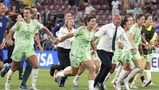 Harry Potter, la laureata in chimica, "Linus", il cane Messi: quello che non sapete sulle azzurre 3 Harry Potter, la laureata in chimica, "Linus", il cane Messi: quello che non sapete sulle azzurre