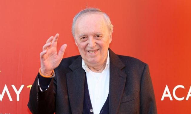 Dario Argento: "Scelsi la Lazio e mio padre romanista s'infuriò. Quella volta con Chinaglia..." 2 Dario Argento: "Scelsi la Lazio e mio padre romanista s'infuriò. Quella volta con Chinaglia..."