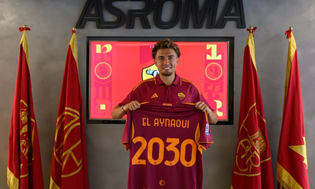 Roma, ecco El Aynaoui: "Mollai il tennis per Iniesta". Papà Younes: "Deve puntare al Pallone d'oro" 3 Roma, ecco El Aynaoui: "Mollai il tennis per Iniesta". Papà Younes: "Deve puntare al Pallone d'oro"