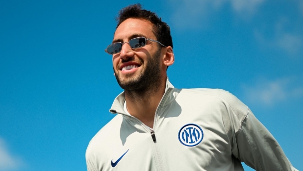 Calhanoglu dice Inter: oggi sarà ad Appiano. E adesso la pace con Lautaro 1 Calhanoglu dice Inter: oggi sarà ad Appiano. E adesso la pace con Lautaro
