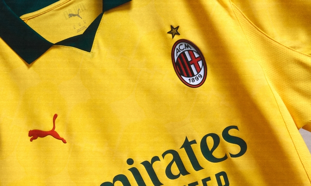 Il Milan col Liverpool in maglia gialla: trent'anni dopo, torna una terza divisa storica 1 Il Milan col Liverpool in maglia gialla: trent'anni dopo, torna una terza divisa storica