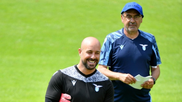 Reina parla da allenatore: "Il mio modello di gioco sarà simile a quello di Sarri" 1 Reina parla da allenatore: "Il mio modello di gioco sarà simile a quello di Sarri"