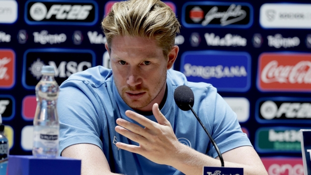 Napoli, De Bruyne: "Con questi tifosi do di più. Differenze tra Conte e Guardiola? Una c'è..." 4 Napoli, De Bruyne: "Con questi tifosi do di più. Differenze tra Conte e Guardiola? Una c'è..."