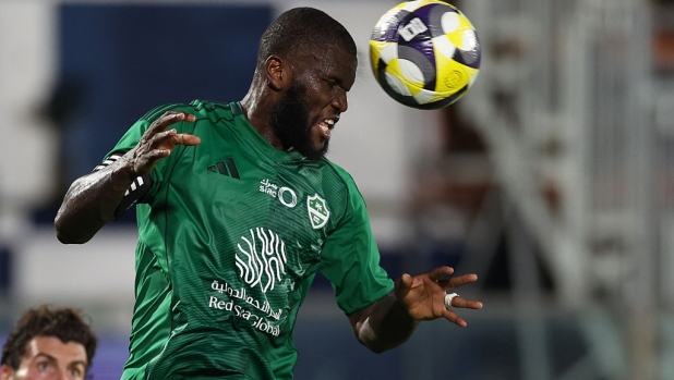 Kessie, addio Arabia? Pioli spinge per portarlo alla Fiorentina: le quote 1 Kessie, addio Arabia? Pioli spinge per portarlo alla Fiorentina: le quote