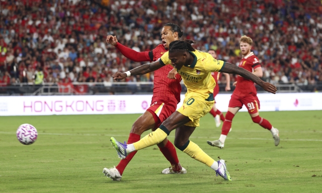Un grande Milan da contropiede: Leao è super, Liverpool battuto 4-2 con due gol di Okafor 1 Un grande Milan da contropiede: Leao è super, Liverpool battuto 4-2 con due gol di Okafor