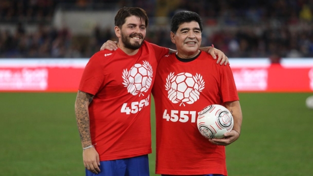 Pelé, Maradona, Mancini, Totti: la vita difficile dei figli dei campioni 1 Pelé, Maradona, Mancini, Totti: la vita difficile dei figli dei campioni