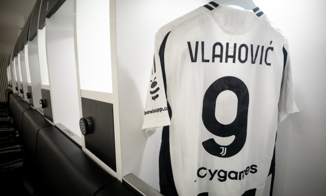 David prende il 30, Vlahovic resta un'incognita: la Juve senza maglia numero 9? 4 David prende il 30, Vlahovic resta un'incognita: la Juve senza maglia numero 9?