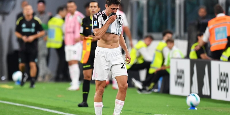 Cambiaso, arrivano le scuse social dopo la manata a Lovik in Juve-Parma 1 Cambiaso, arrivano le scuse social dopo la manata a Lovik in Juve-Parma