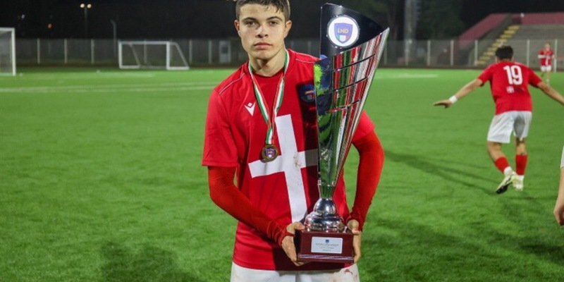 Lischetti, dalla D alla B