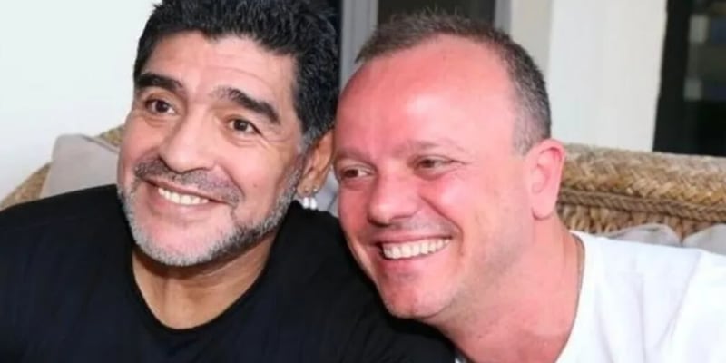 Gigi D'Alessio e quella frase su Diego Armando Maradona che fa piangere 1 Gigi D'Alessio e quella frase su Diego Armando Maradona che fa piangere