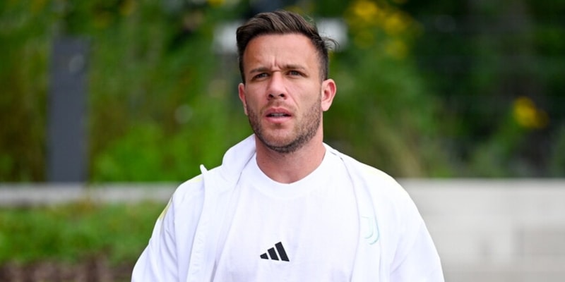 Arthur al Gremio, la Juve non fa regali: il precedente Tevez e l'idea giovani, ricordate Bentancur? 1 Arthur al Gremio, la Juve non fa regali: il precedente Tevez e l'idea giovani, ricordate Bentancur?