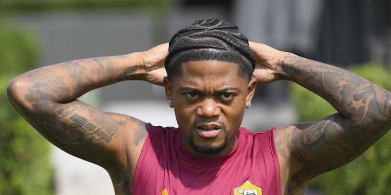 Roma, retroscena Bailey: la notte a Trigoria con l'umore a terra 2 Roma, retroscena Bailey: la notte a Trigoria con l'umore a terra