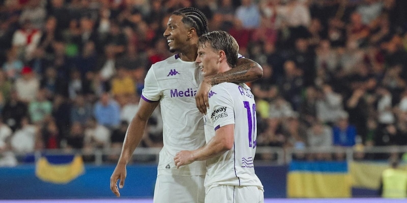 La Fiorentina si gode Gudmundsson, al decimo centro europeo 1 La Fiorentina si gode Gudmundsson, al decimo centro europeo