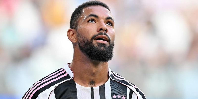 Juve, cessione Douglas Luiz: c'è l'intesa con il Nottingham Forest 4 Juve, cessione Douglas Luiz: c'è l'intesa con il Nottingham Forest