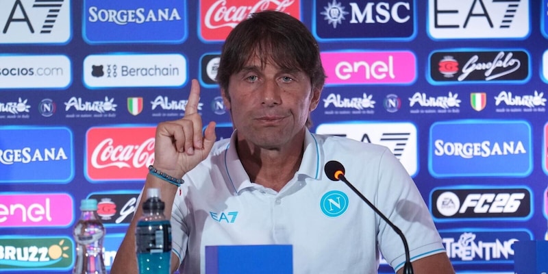Conte diretta prima di Napoli-Cagliari: segui la conferenza LIVE 1 Conte diretta prima di Napoli-Cagliari: segui la conferenza LIVE