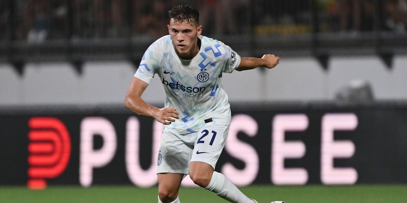 Asllani e il Toro, il contratto: si balla sui 2 milioni 1 Asllani e il Toro, il contratto: si balla sui 2 milioni