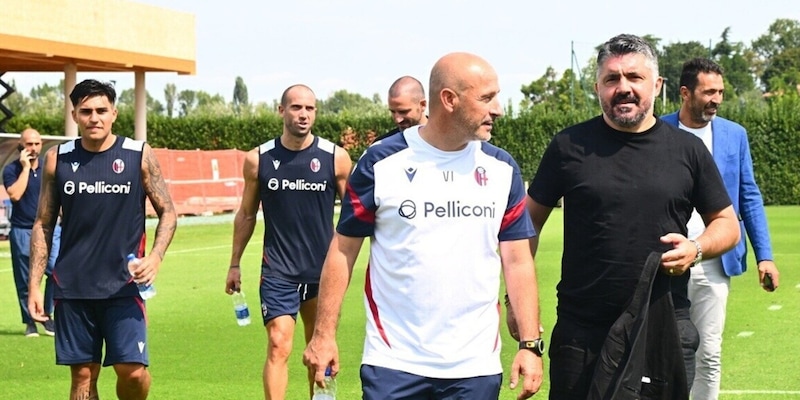 Italia, Gattuso in visita con Bonucci e Buffon nel ritiro del Bologna 3 Italia, Gattuso in visita con Bonucci e Buffon nel ritiro del Bologna