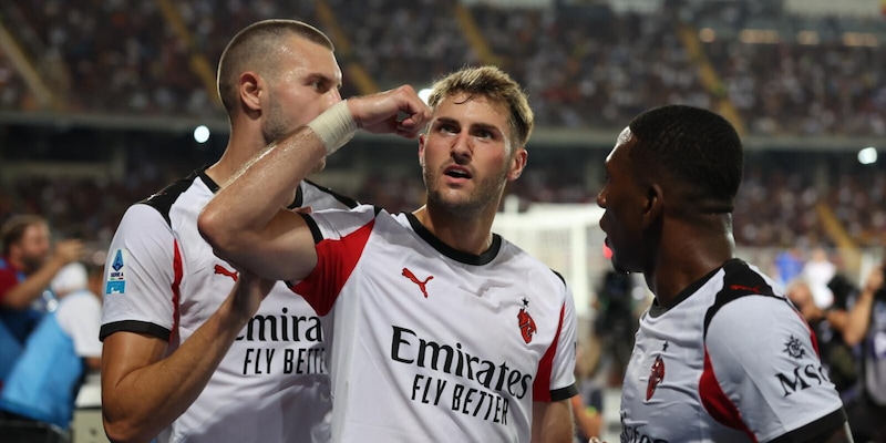 Gimenez apre alla Roma: Massara e il Milan studiano lo scambio con Dovbyk. E Pessina è più vicino 4 Gimenez apre alla Roma: Massara e il Milan studiano lo scambio con Dovbyk. E Pessina è più vicino