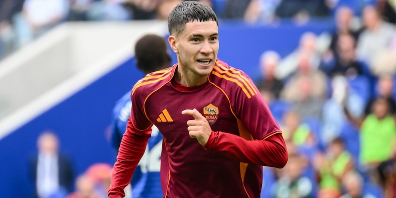 Soulé trascina ancora la Roma: Everton ko. Tonfo Atalanta, pari Milan, ok Lazio 1 Soulé trascina ancora la Roma: Everton ko. Tonfo Atalanta, pari Milan, ok Lazio