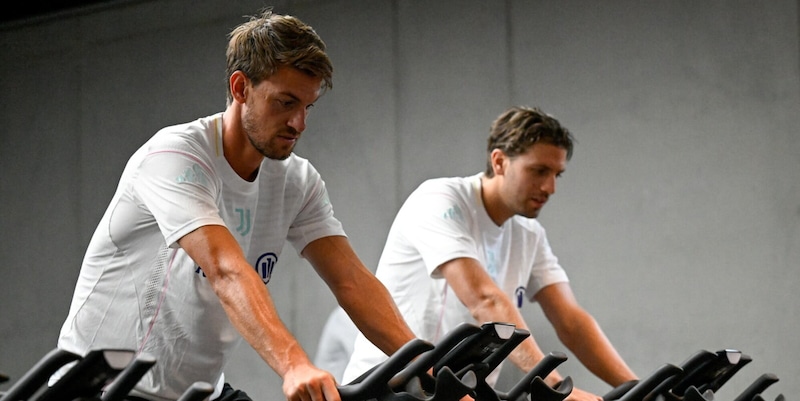 Juve, doppia seduta in Germania: palestra, campo, lavoro tattico, partitelle. Weah non si è allenato 1 Juve, doppia seduta in Germania: palestra, campo, lavoro tattico, partitelle. Weah non si è allenato