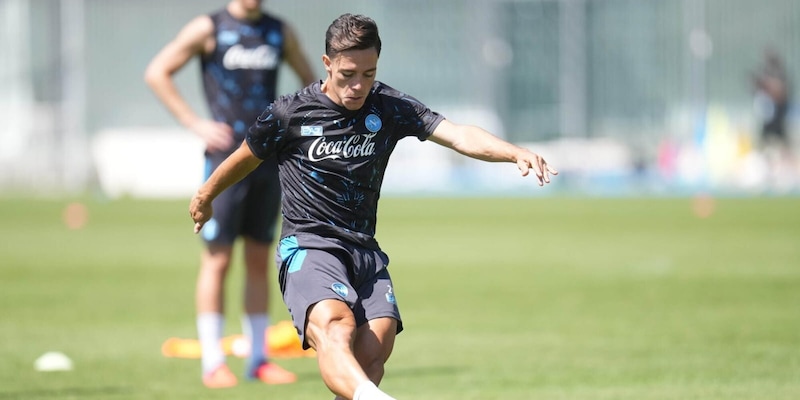 Accordo Napoli-Atletico Madrid: Raspadori lascia la maglia azzurra 2 Accordo Napoli-Atletico Madrid: Raspadori lascia la maglia azzurra