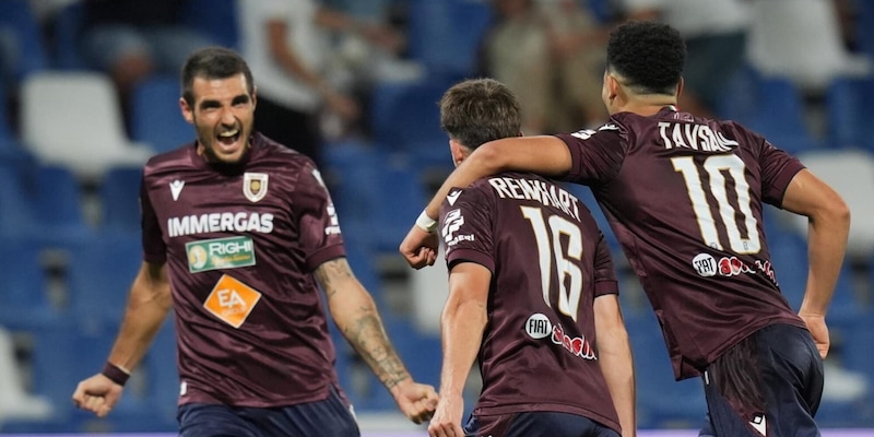 Reggiana-Empoli 3-1: Popov illude i toscani, che poi crollano in nove uomini 3 Reggiana-Empoli 3-1: Popov illude i toscani, che poi crollano in nove uomini