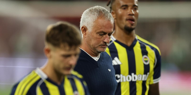 Preliminari Champions, Mourinho ko contro il Feyenoord. Vince il Bruges 4 Preliminari Champions, Mourinho ko contro il Feyenoord. Vince il Bruges