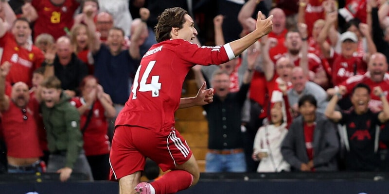 Liverpool, l'urlo di Chiesa! 4-2 al Bournemouth all'ultimo respiro. Diogo Jota, omaggio e brividi 1 Liverpool, l'urlo di Chiesa! 4-2 al Bournemouth all'ultimo respiro. Diogo Jota, omaggio e brividi