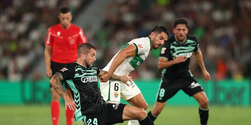 Liga, il Betis non va oltre il pareggio contro l'Elche neopromosso 3 Liga, il Betis non va oltre il pareggio contro l'Elche neopromosso