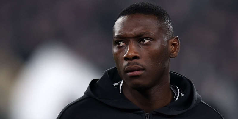 Kolo Muani, come dice la Juve o niente: il bancomat per tutelare Comolli 2 Kolo Muani, come dice la Juve o niente: il bancomat per tutelare Comolli