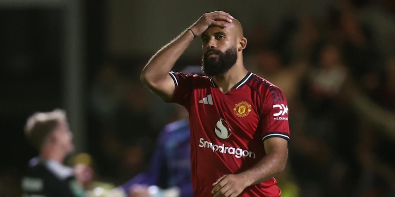 Clamoroso in Coppa di Lega: il Manchester United eliminato da una squadra di quarta serie 1 Clamoroso in Coppa di Lega: il Manchester United eliminato da una squadra di quarta serie