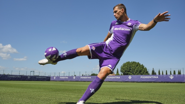 Dzeko: "Sono ancora qua. L'Inter? Chissà, con me sarebbe potuta andare meglio..." 2 Dzeko: "Sono ancora qua. L'Inter? Chissà, con me sarebbe potuta andare meglio..."